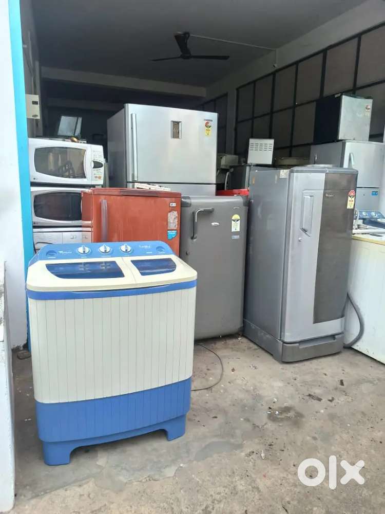 Aj electronics fridge showroom