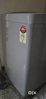 Washing machine LG 2 year 1 month at 10.5k