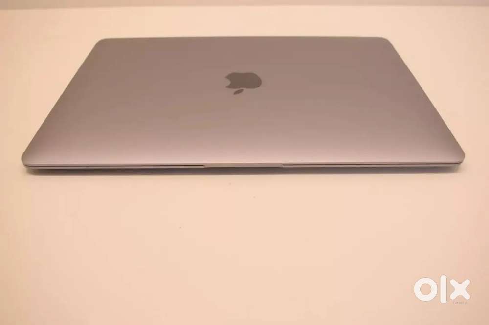 2020 Apple MacBook Air 13.3 M1 3.2GHz 8GB RAM 256GB