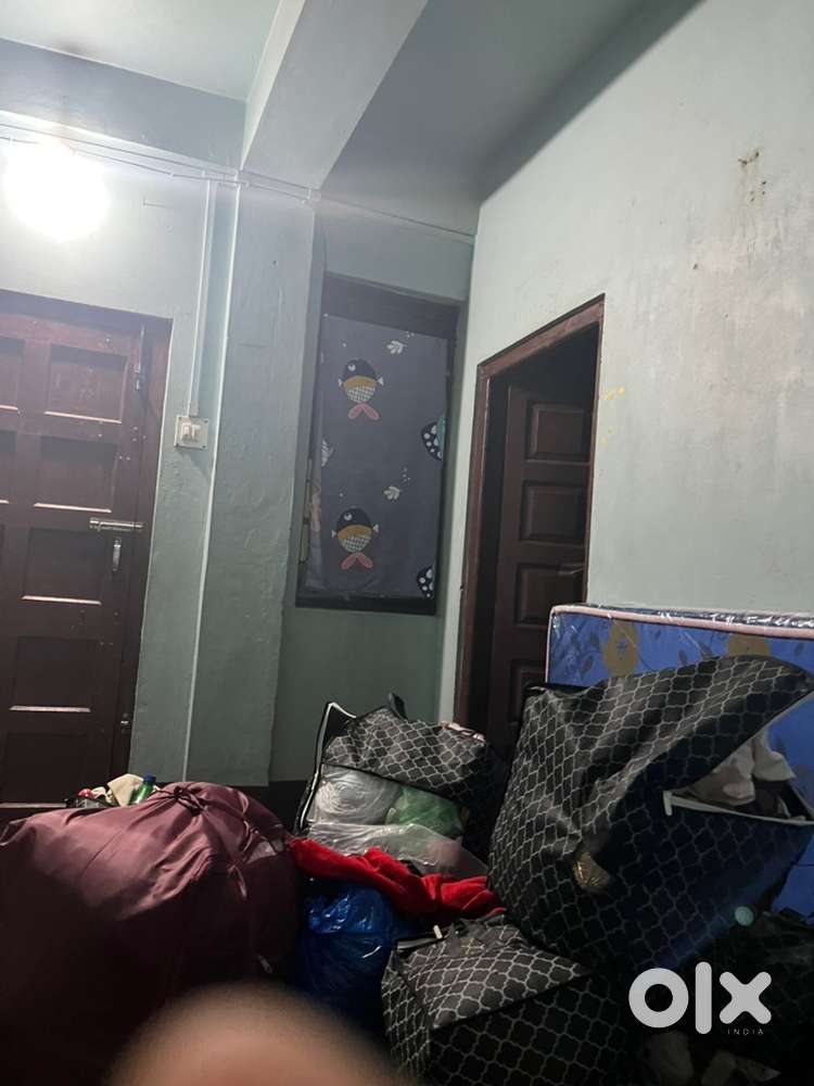 Couple frindly need a good  roommates