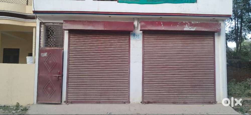 COMMERCIAL SPACE AVAILABLE FOR SHOP AND GODOWN