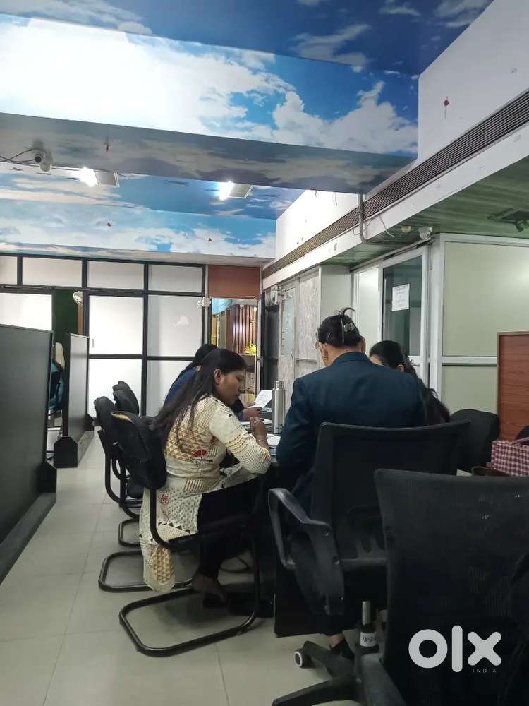 Communication skills, Hindi, Marathi, English