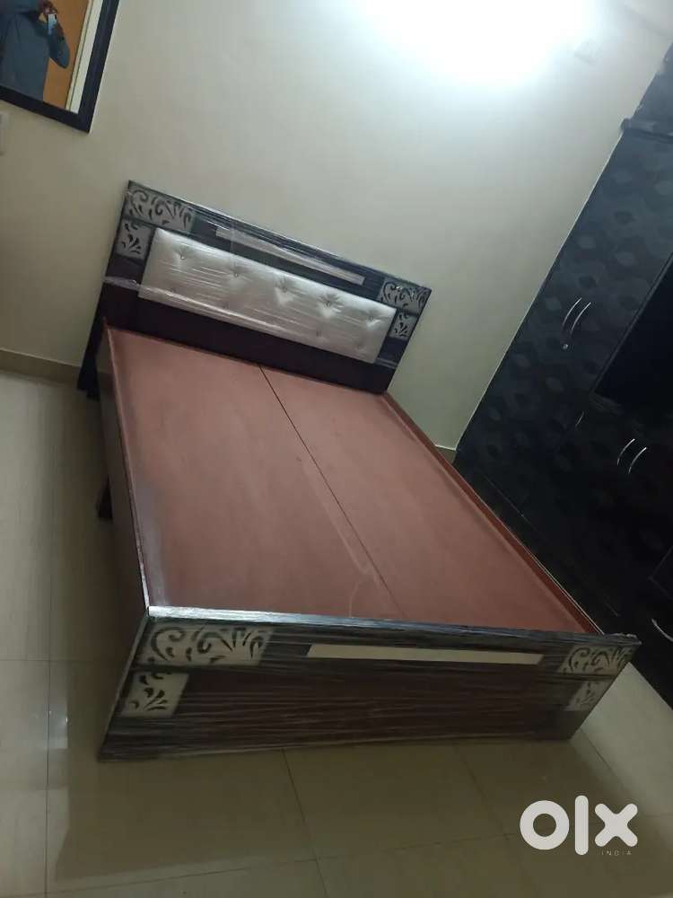 Brand New queen size without storage cot