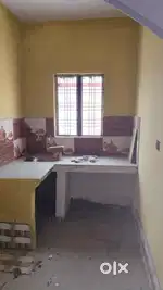 900 sqft में बना 2 मंजिला 5 कमरों का मकान