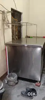 Dukaan ka front counter