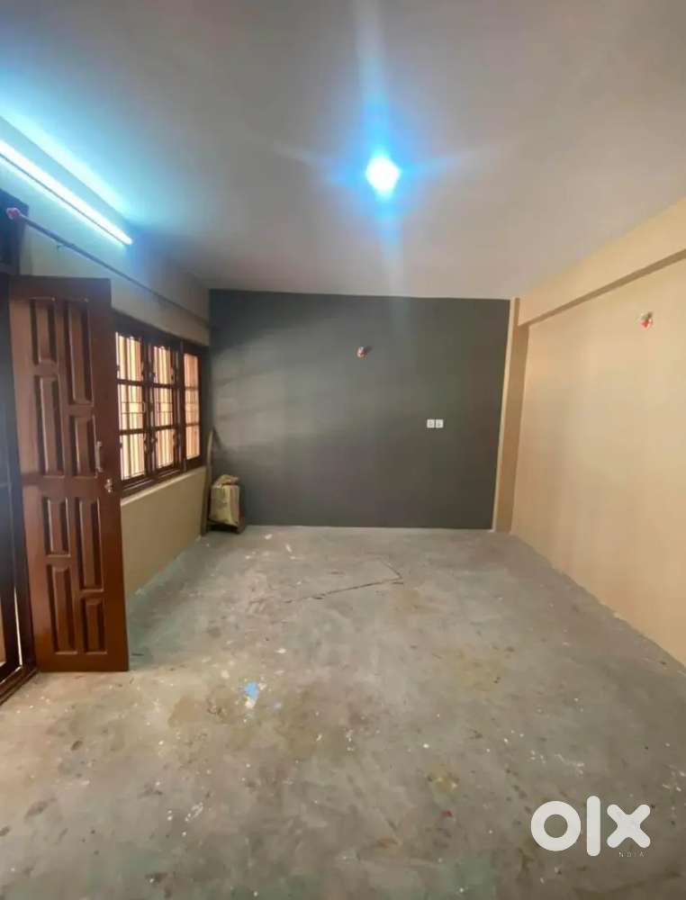 Only Bachlor 2Bhk Flat