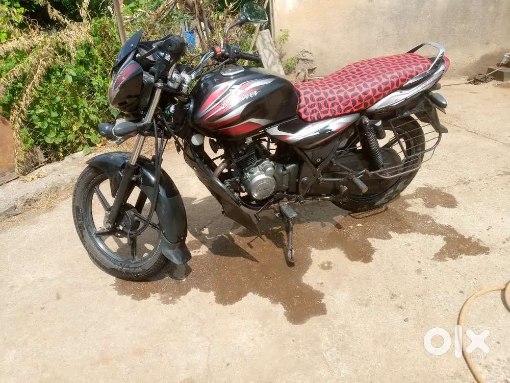 bajaj discovar 100