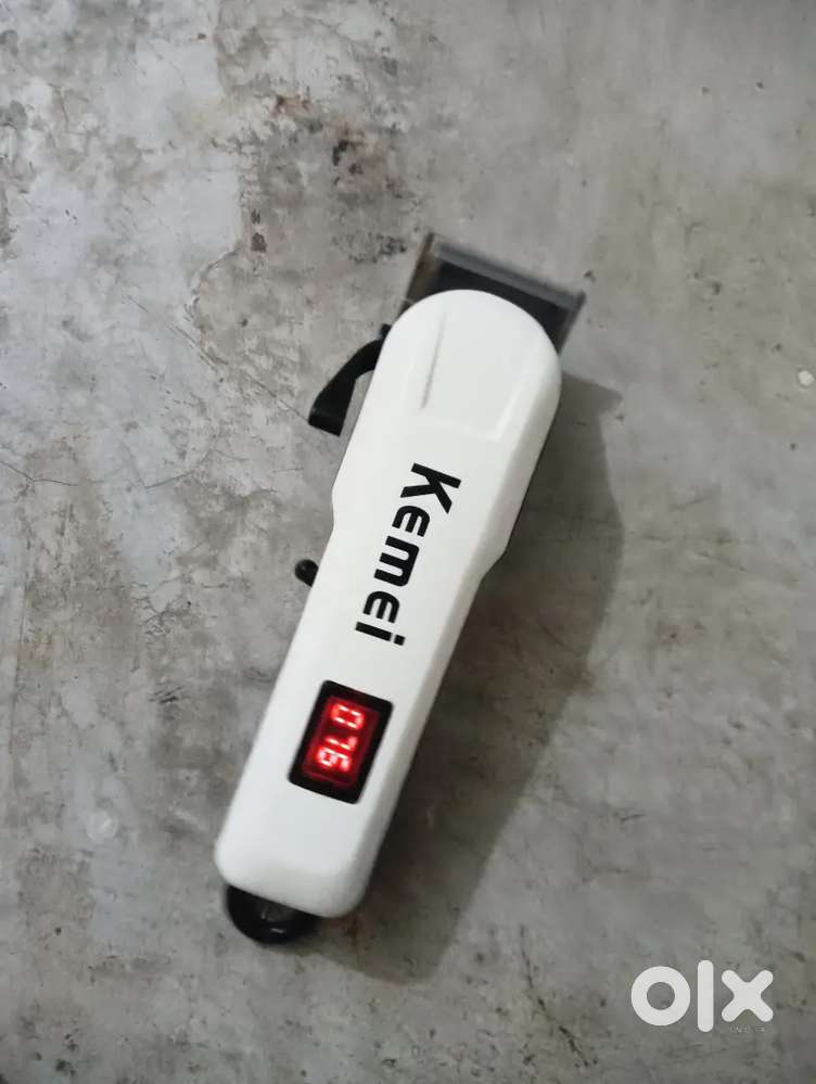 Kemei branded treamer