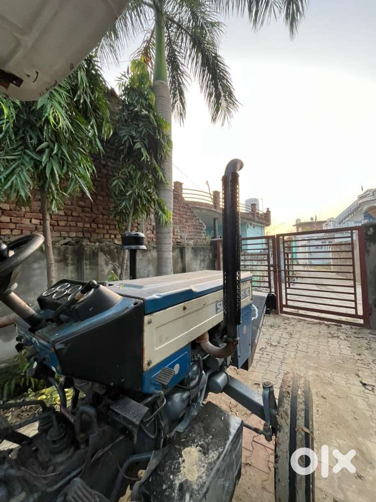 swaraj 735