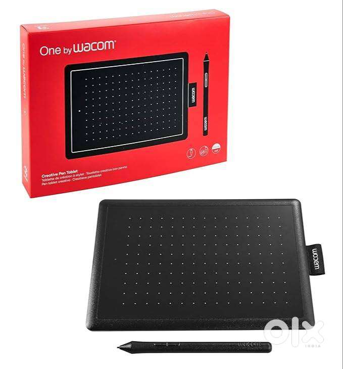 Wacom  Digital Drawing Graphics Pen Tablet (Red & Black)