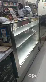 Display counter fridge