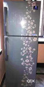 SAMUNG FRIDGE