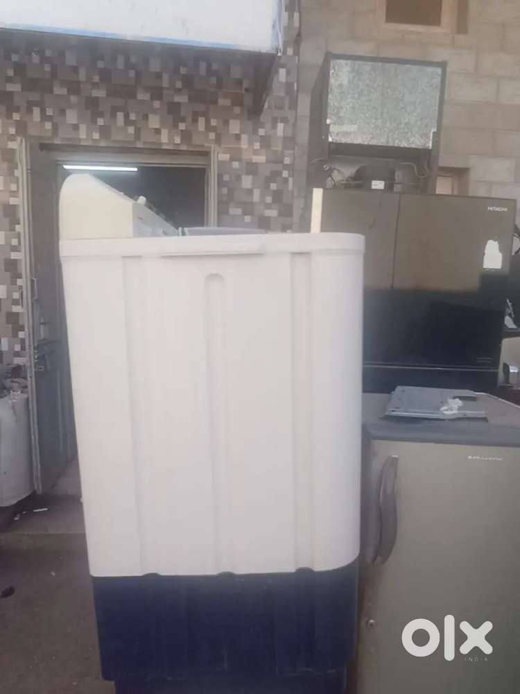 Samsung Washing Machine 9.5 kg only 1.5 years used
