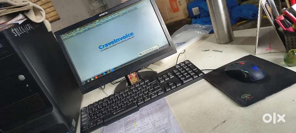 Experienced Computer Operator Accounts Woman's Only