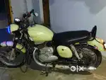 JAWA 42 CLASSIC LEGEND LUMINOUS LIME