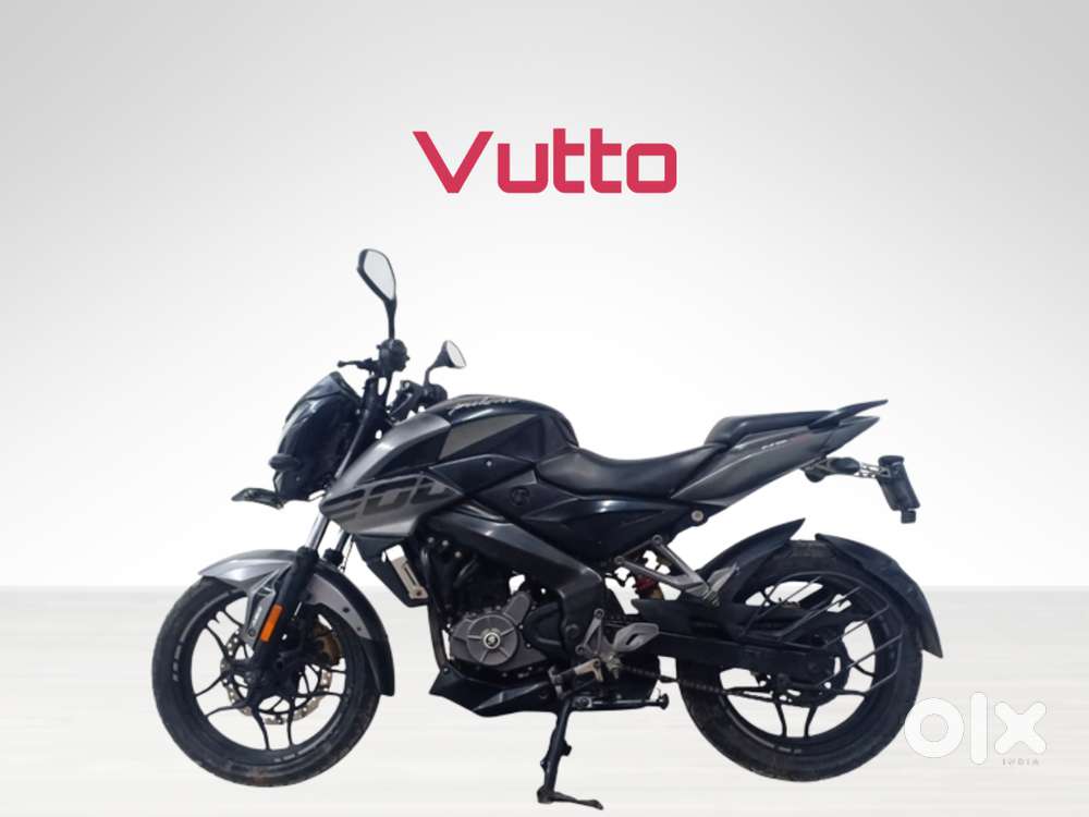 Bajaj Pulsar NS200 Dual Channel ABS (2077), 6 months warranty