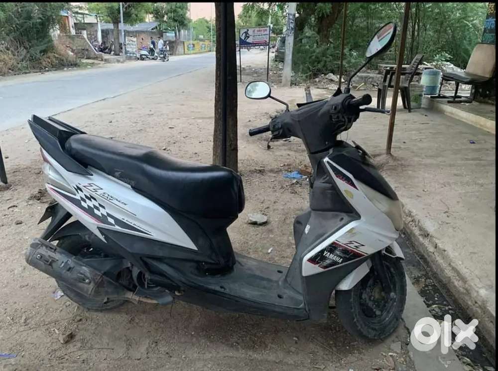 Scooty for urgent sell , intrested can contact me
