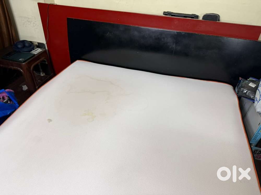 Bed, King Size with side table, branded matress