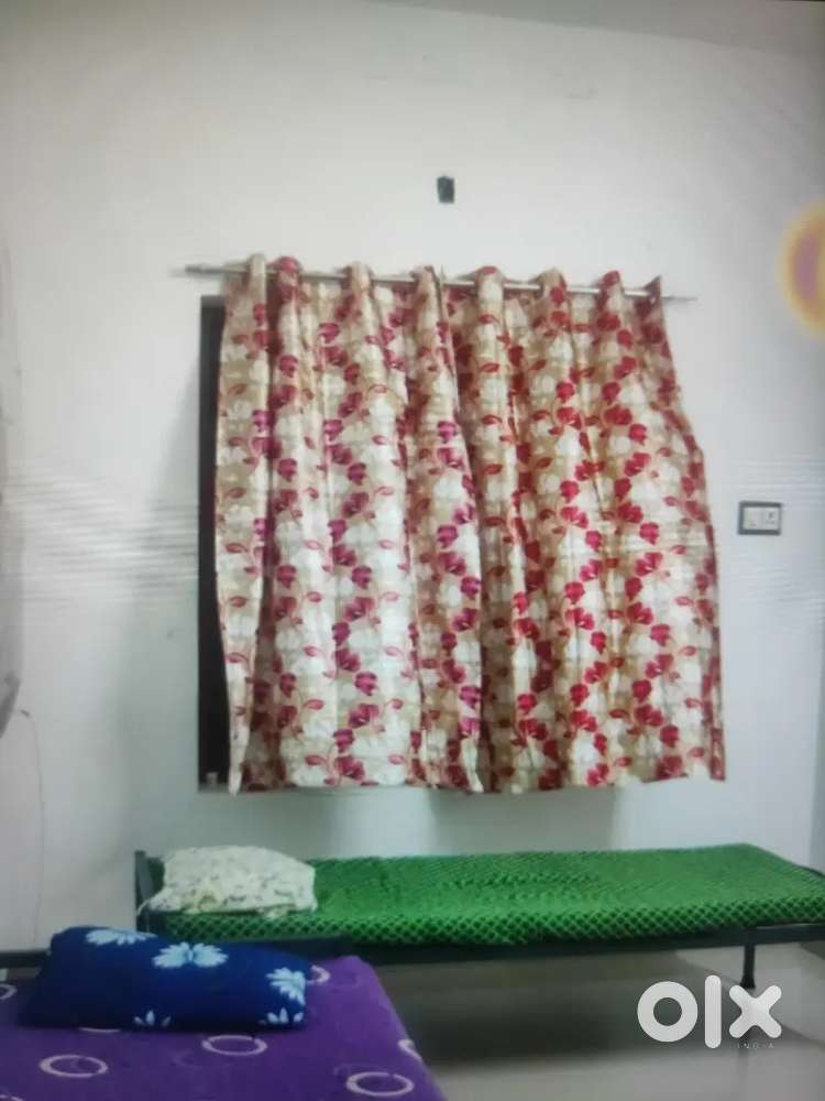 PG for ladies,    free wifi,   self cooking