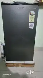 Mini single door refrigerator