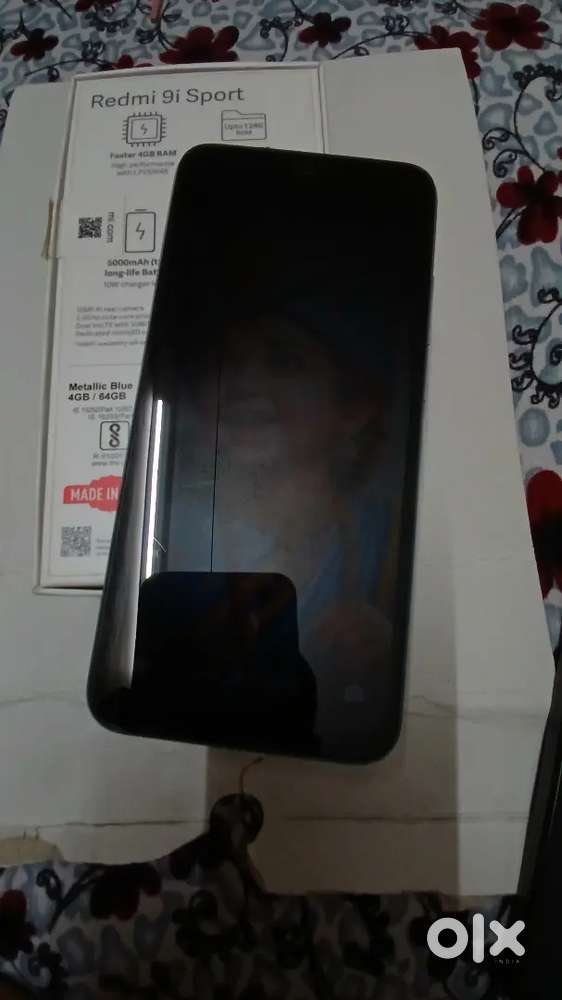 Redmi 9i 4gb 64 . 5000 mah battery., all day battery.