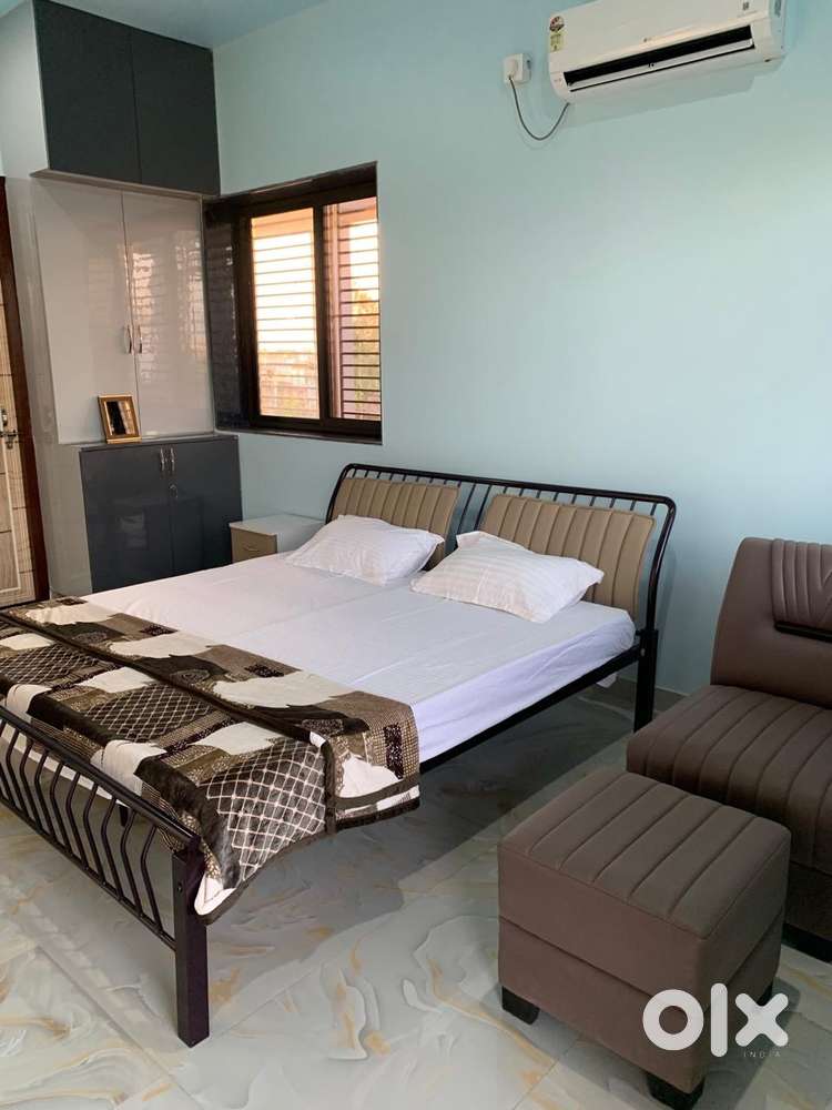Newly furnished Mahal in Ashok Nagar