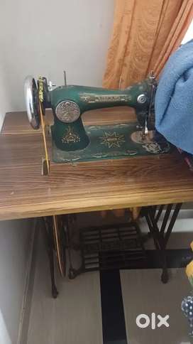 Stitching machine
