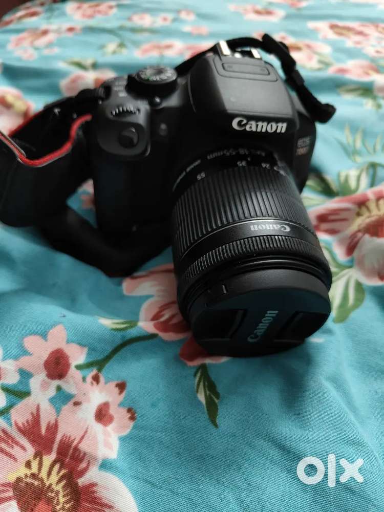 Canon EOS 700D + 18-55mm Lens