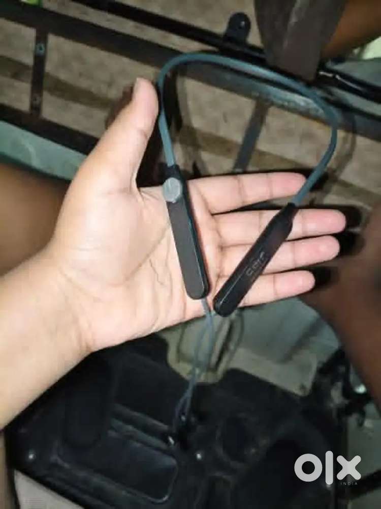 Cmf headset