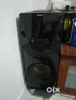 Sony party spekar