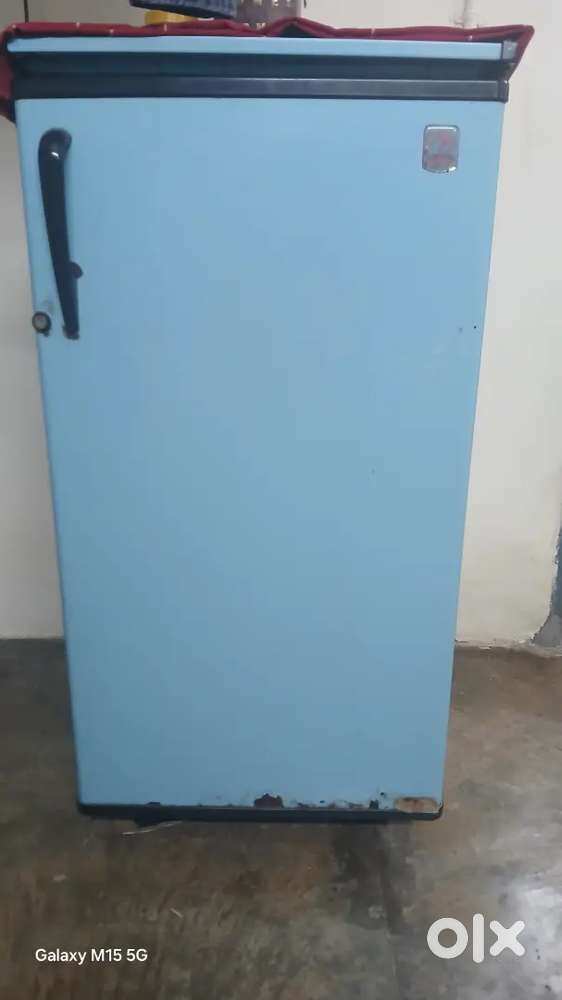 Refrigerator Godrej