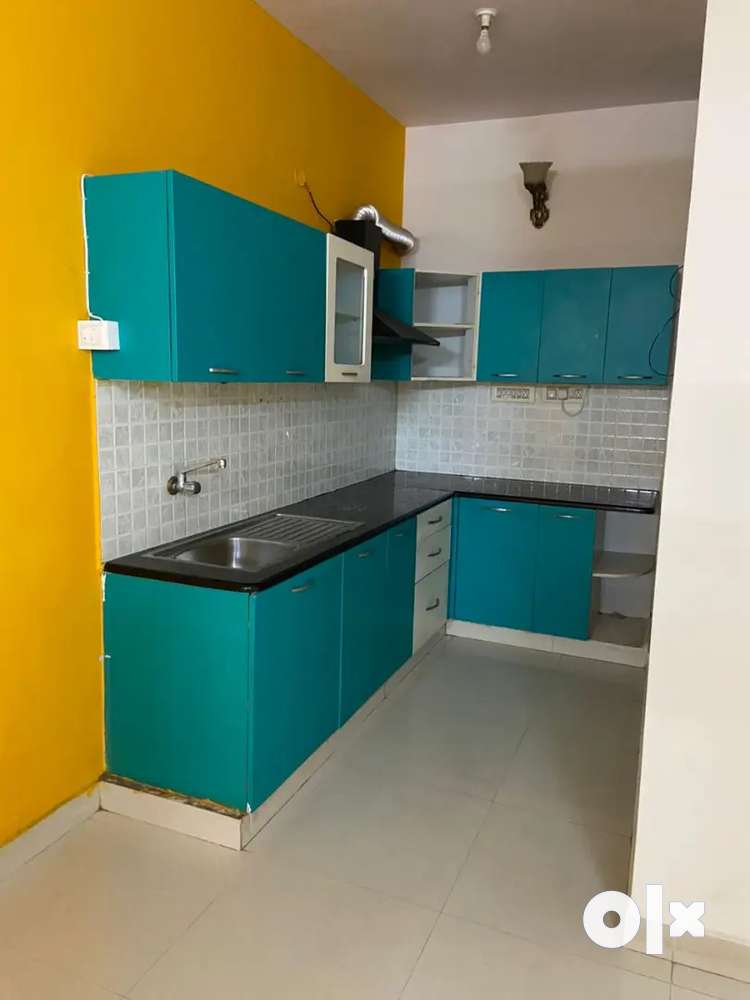 2 and 3 bhk available for rent
