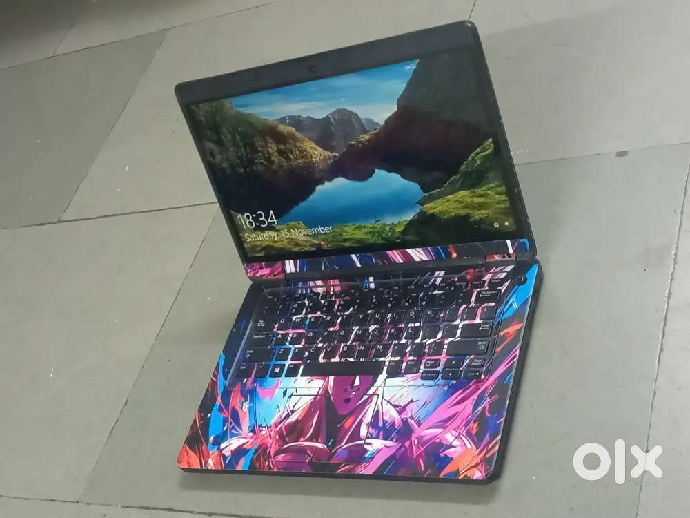 Dell Touchscreen HD i5 5th gen 8gb ram SSD