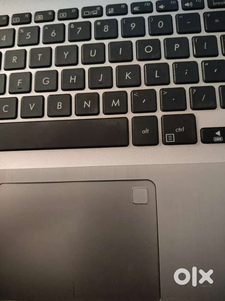 Laptop Asus I 5, 8th Generation with 8 GB Ram