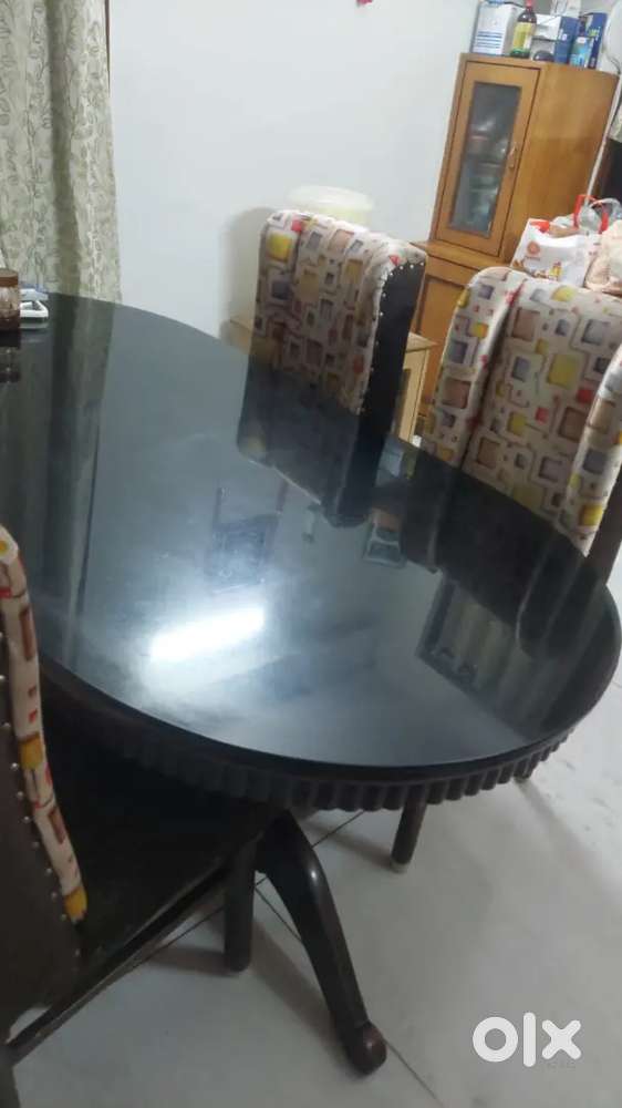 6 Seater Dining Table