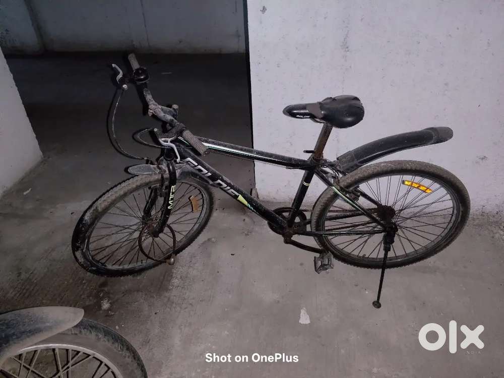 Bicycle , seat adjustable
