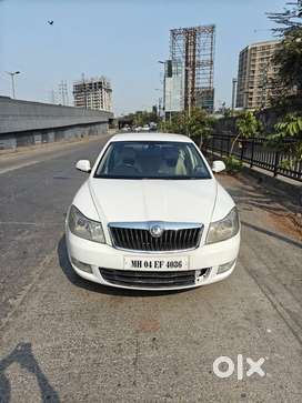 Skoda Laura 1.9 TDI AT Ambiente, 2010, Diesel