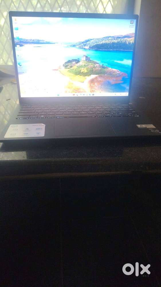 Dell Inspiron i7-12700H, 16GB DDR5 RAM 512GB SSD