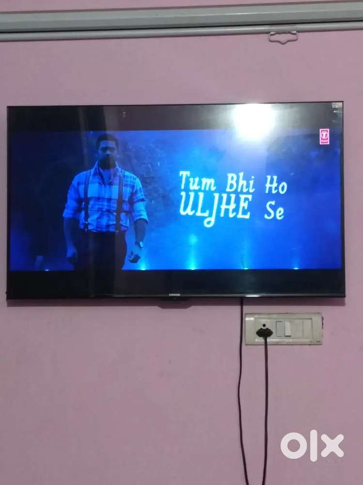 coocaa tv 43 inch good condition