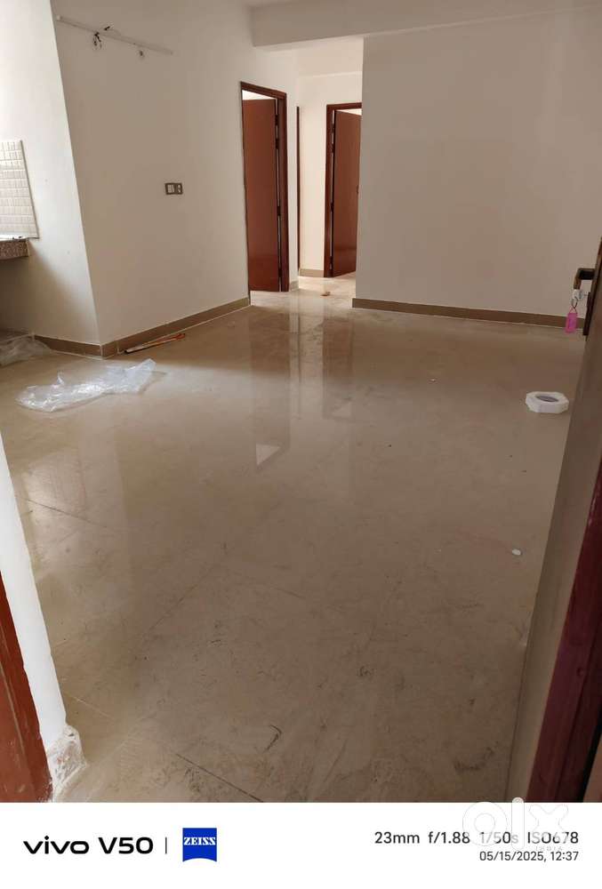 3 BHK Raw Flat Available on Rent