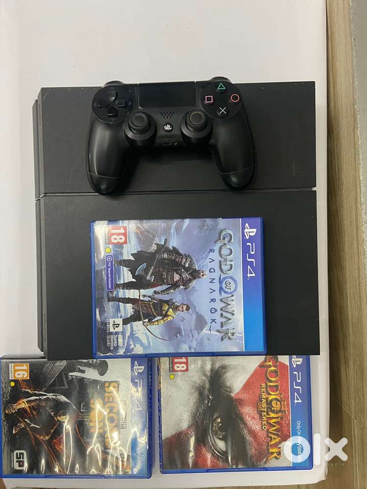 Ps4 1 TB with 3 Free games ️
