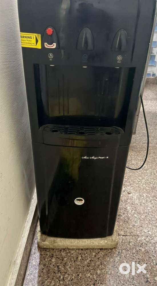 Voltas water dispenser