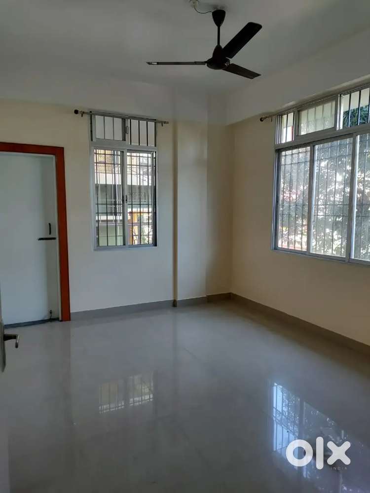 Fully independent single Room at zoo road
