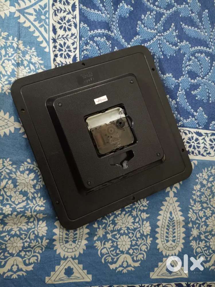 Wall clock