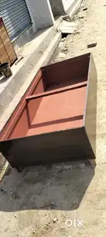 Single bed with box 6/3