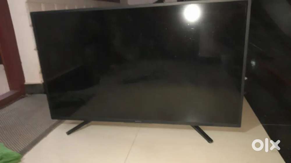 SONY TV 40 inches LED