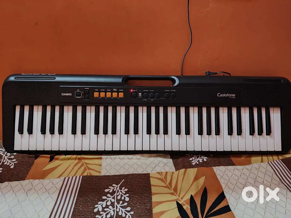 Piano CT S100