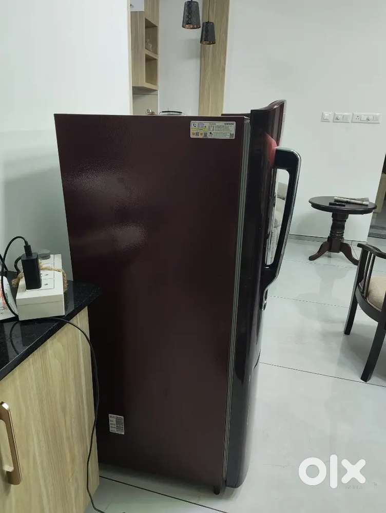 Samsung Single Door Refrigerator (183L, 1.5yrs old)