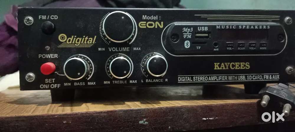Stereo amplifier