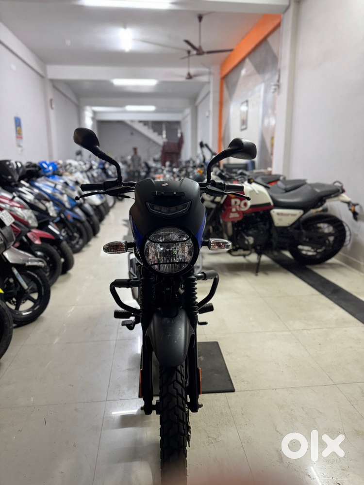 BAJAJ CT 110 X Blue 2024